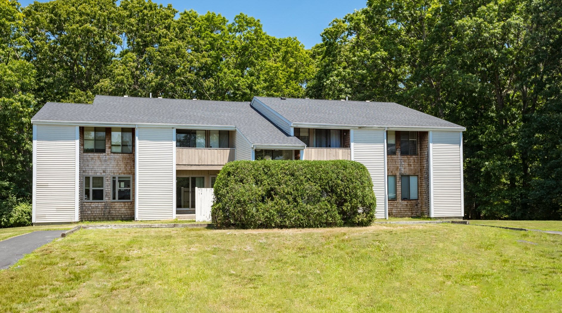 Hillcrest RHF Partners Limited Partnership Apartments in Attleboro, MA